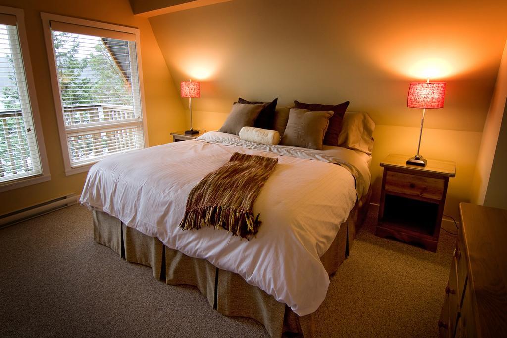 Gowlland Harbour Resort Heriot Bay Номер фото