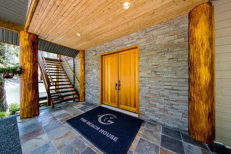 Gowlland Harbour Resort Heriot Bay Экстерьер фото