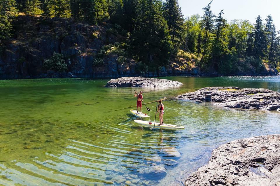 Gowlland Harbour Resort Heriot Bay Экстерьер фото